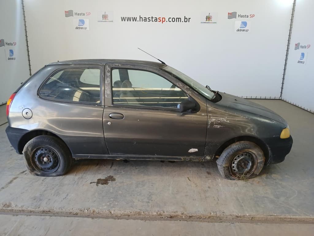 Fiat Palio EX 2000, cinza