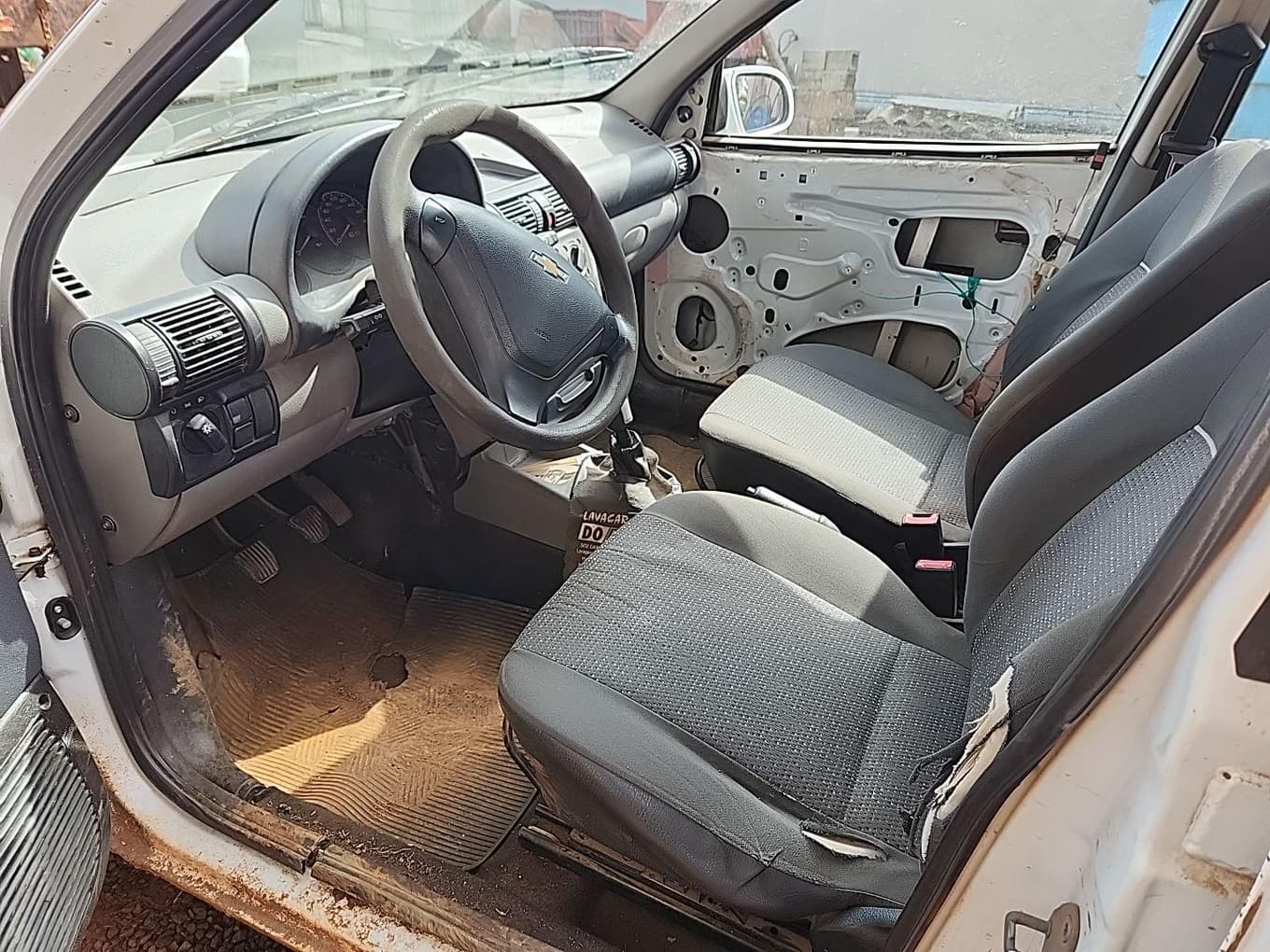 Chevrolet Classic LS 2014 — foto 10