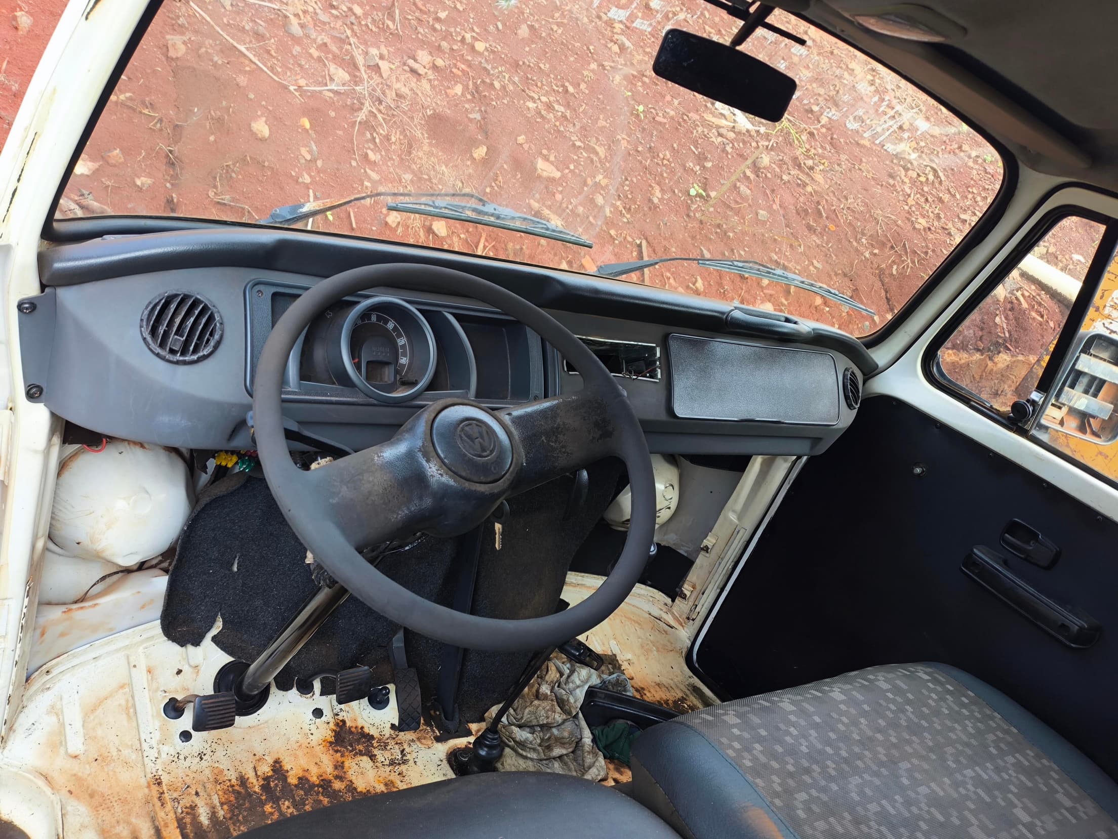 Volkswagen Kombi 2011 — foto 12