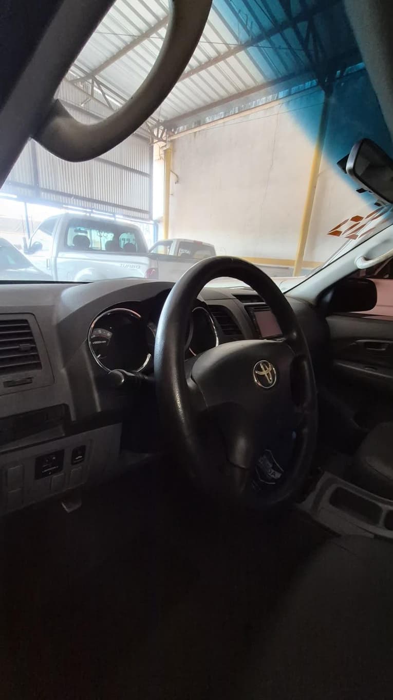 Toyota Hilux SRV 2006 — foto 5