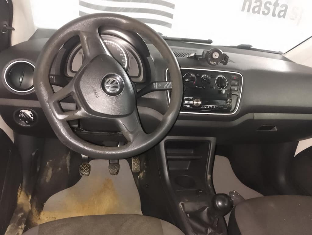 Volkswagen UP 2018 — foto 5