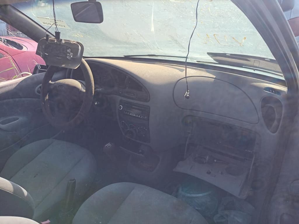 Ford Fiesta 1998 — foto 4