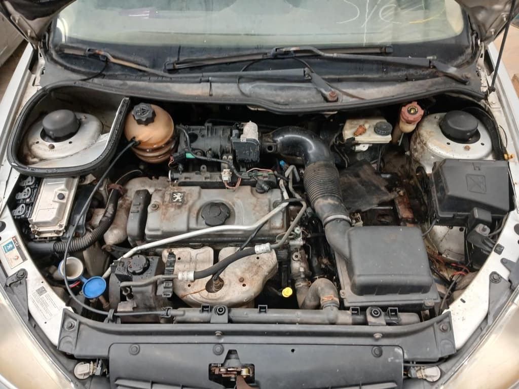 Peugeot 206 2008 — foto 2