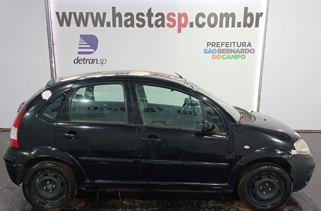 Citroën C3 GLX 14 Flex 2007, preta