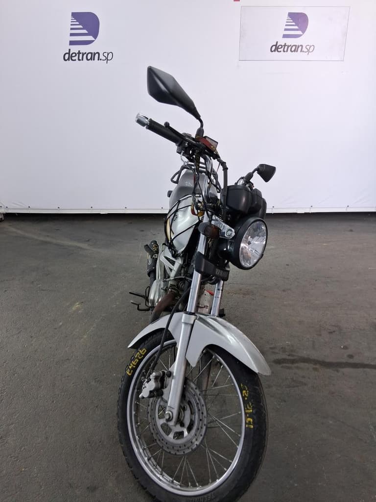 Yamaha YBR 125e 2005 — foto 3