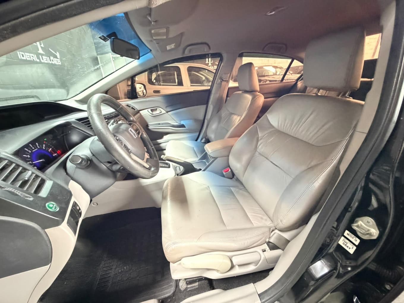 Honda Civic LXS 2015 — foto 13