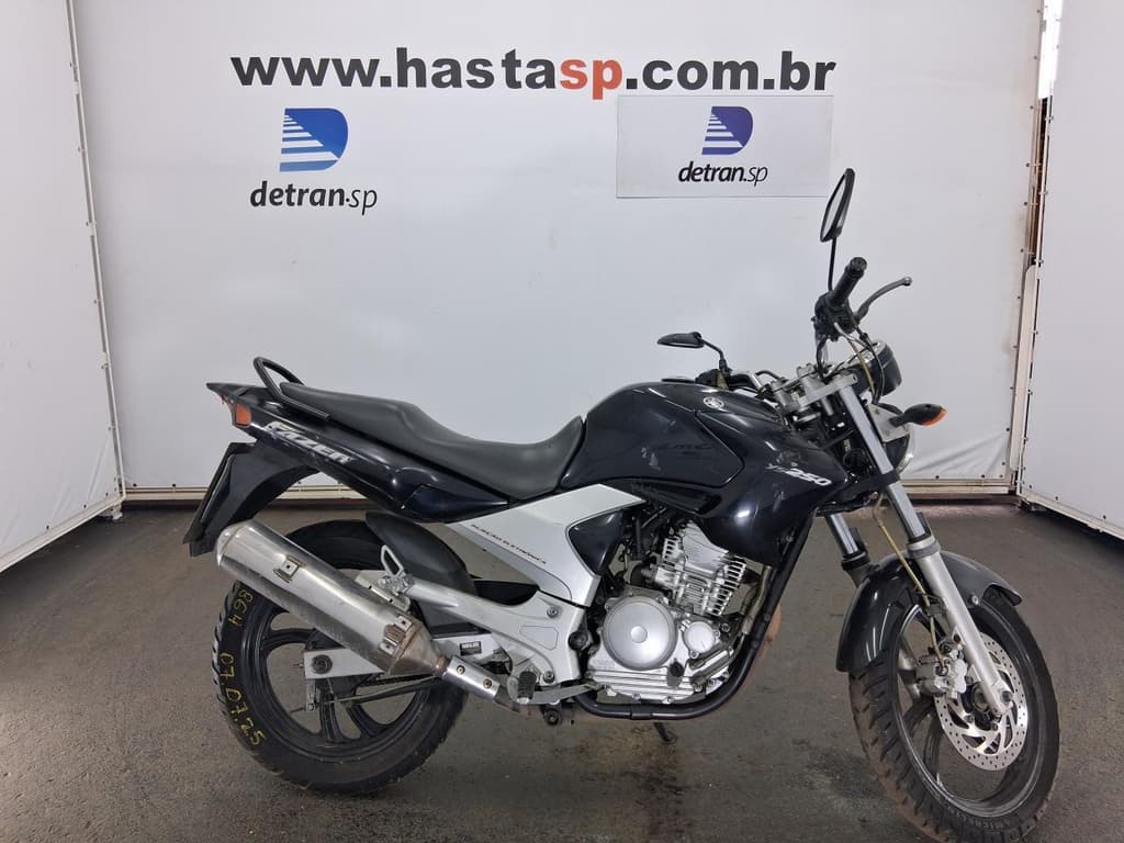 Yamaha Fazer Ys250 2006, preta