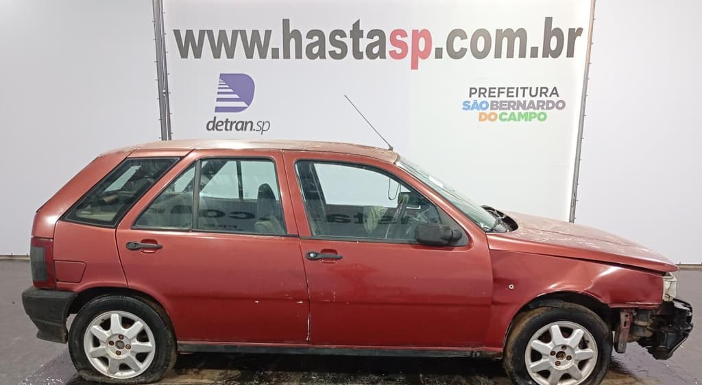 Fiat Tipo 1.6 IE 1994, vermelha