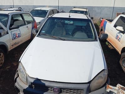 Fiat Strada 2015 — foto 14