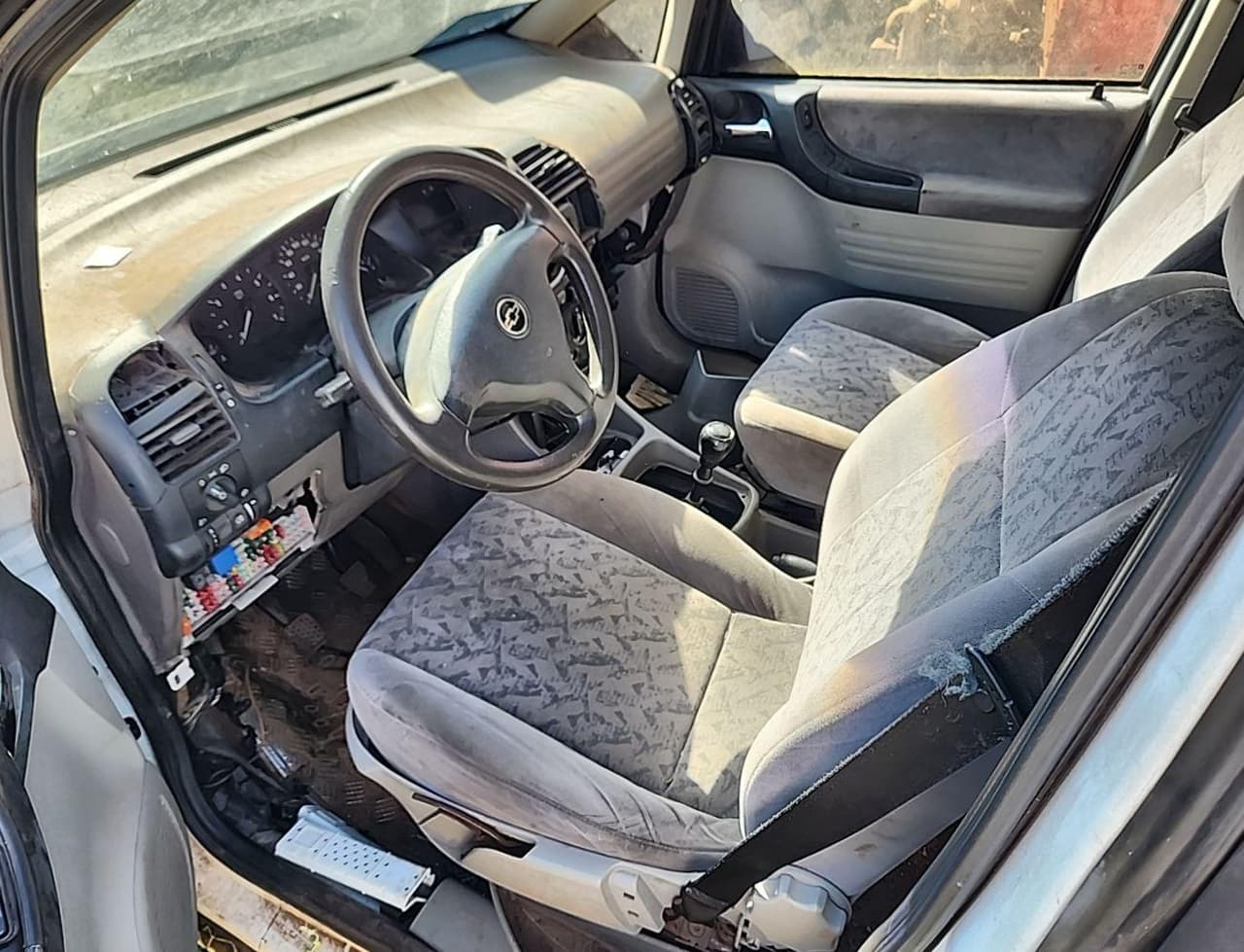 Chevrolet Zafira 2.0 2001 — foto 7