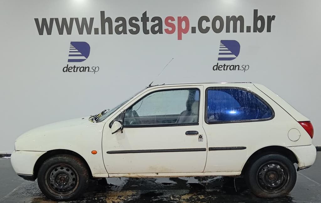 Ford Fiesta 1997 — foto 2