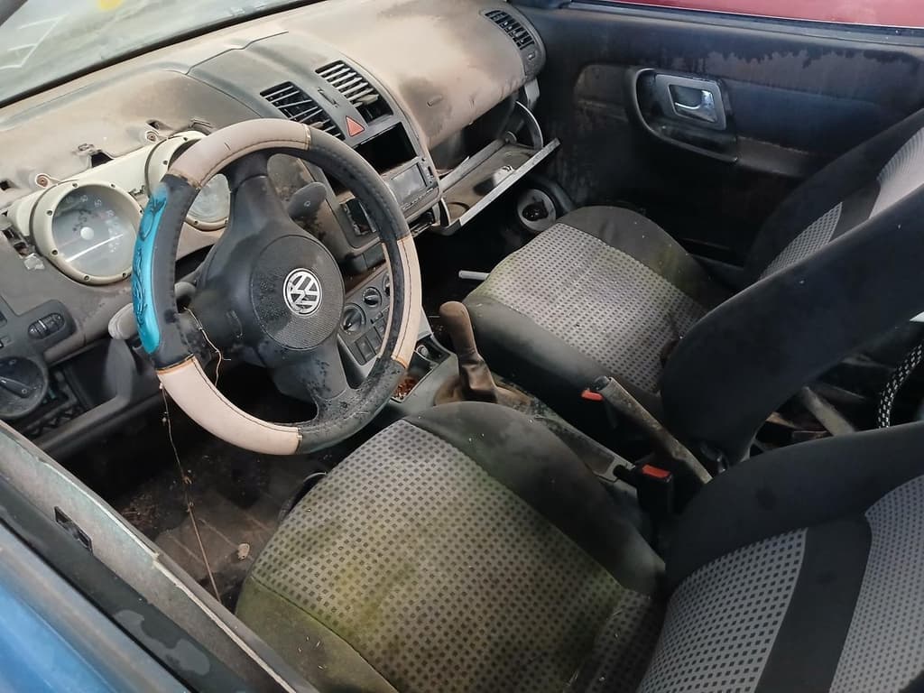 Volkswagen Polo Clas. 1.8 MI 2001 — foto 3