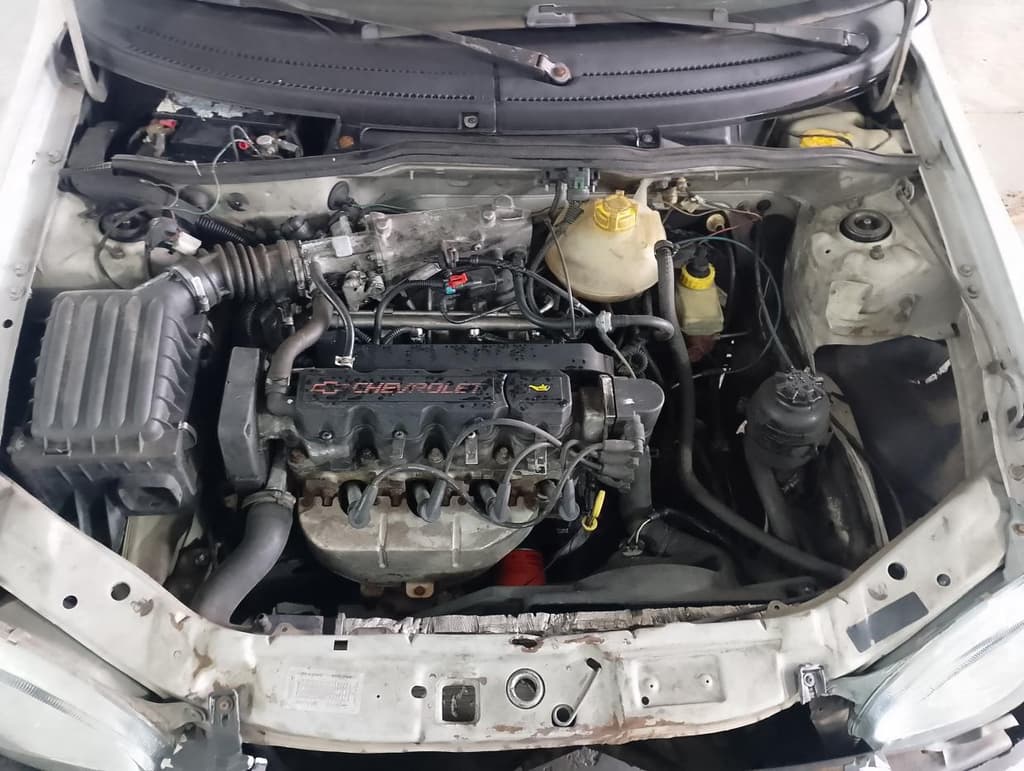 Chevrolet Corsa Milenium 2002 — foto 6
