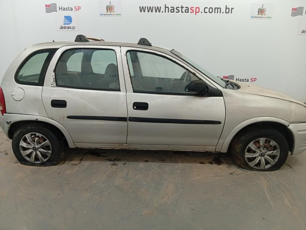 Chevrolet Corsa GL 1996 — foto 1
