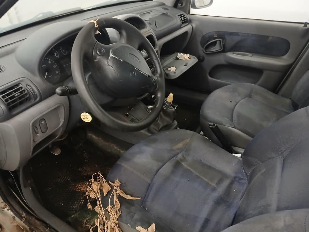 Renault Clio 2000 — foto 3