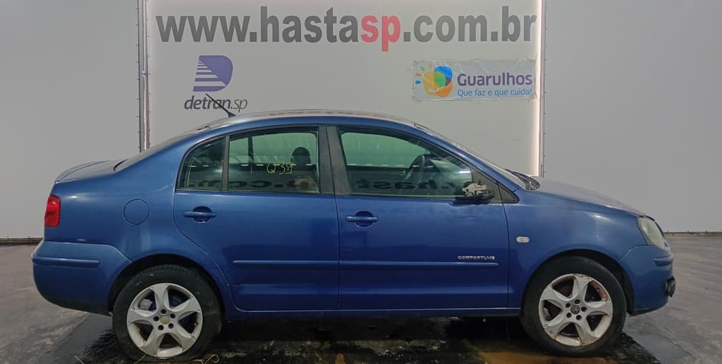 Volkswagen Polo Sedan Comfortline _4P 2008, azul