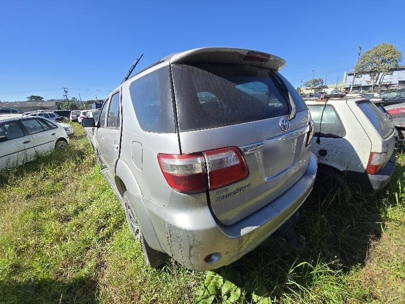 Toyota Hiluxsw4 Srv4x4 2010 — foto 6