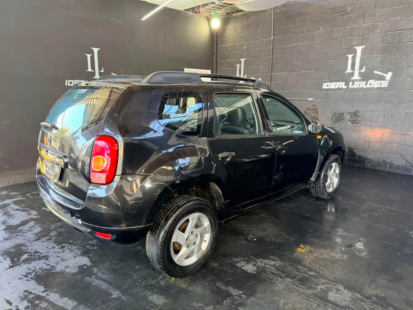 Renault Duster 2013, preta
