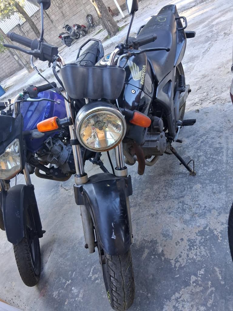 Honda CBX 250 Twister 2008 — foto 2