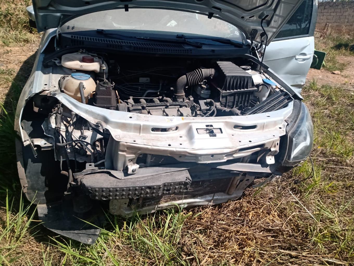 Volkswagen Voyage 2015 — foto 3