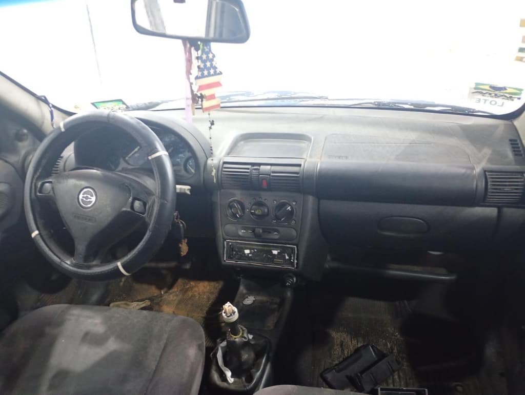 Chevrolet Corsa Super W 2001 — foto 5