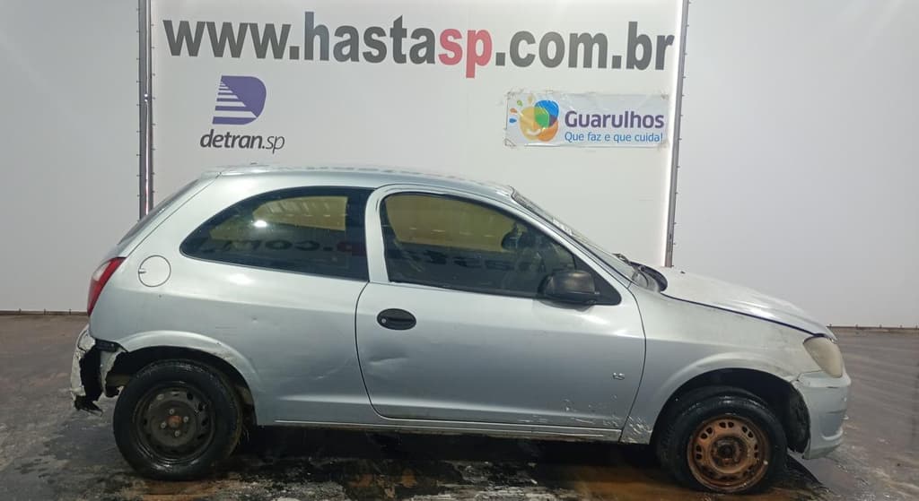 Chevrolet Celta 1.0l LS 2012, prata