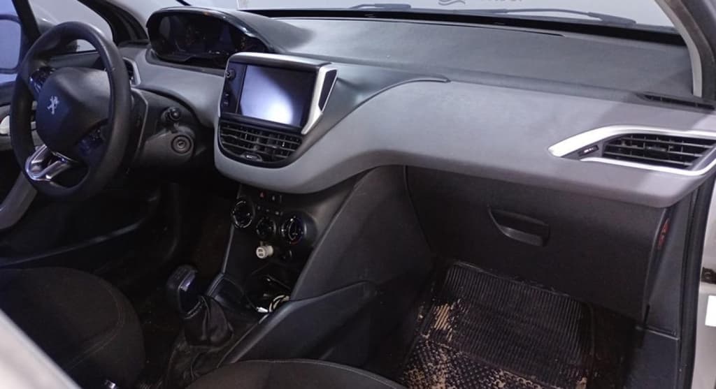 Peugeot 208 Active MT 2017 — foto 6