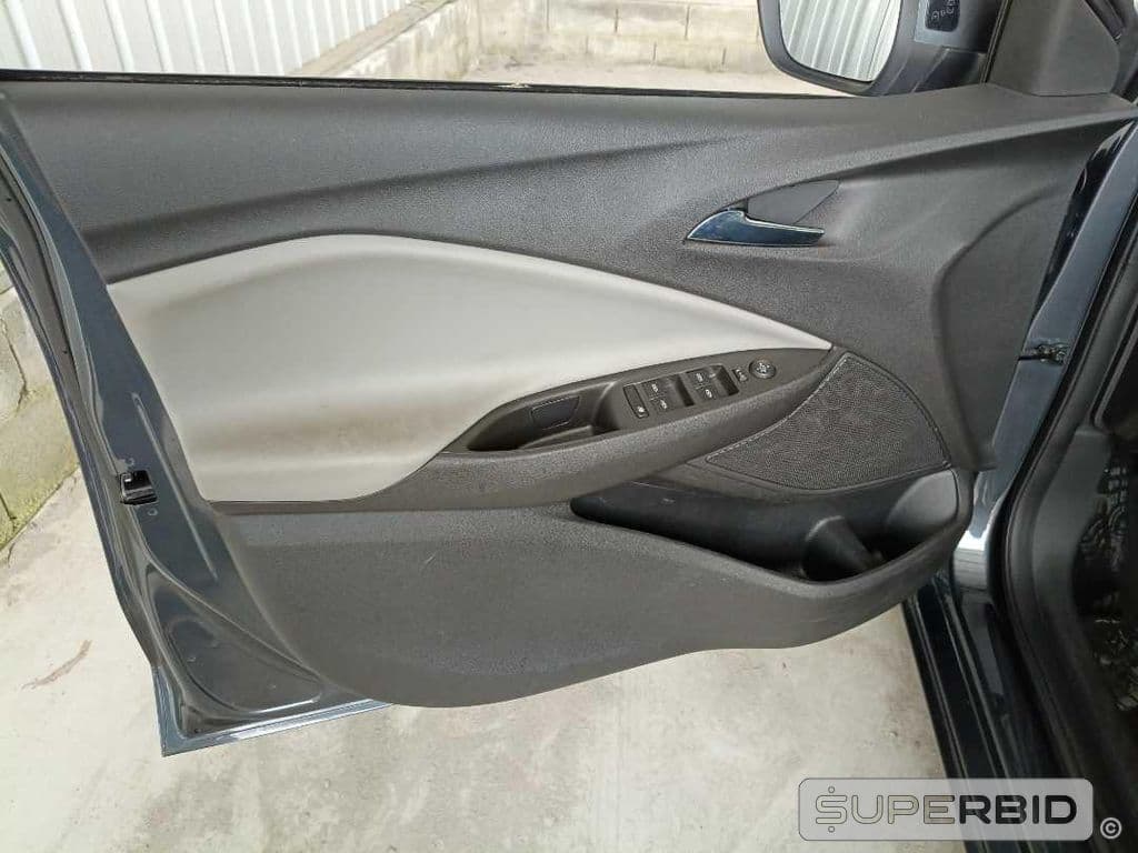 Chevrolet Onix Plus 10tat Pr2, 2024 — foto 18