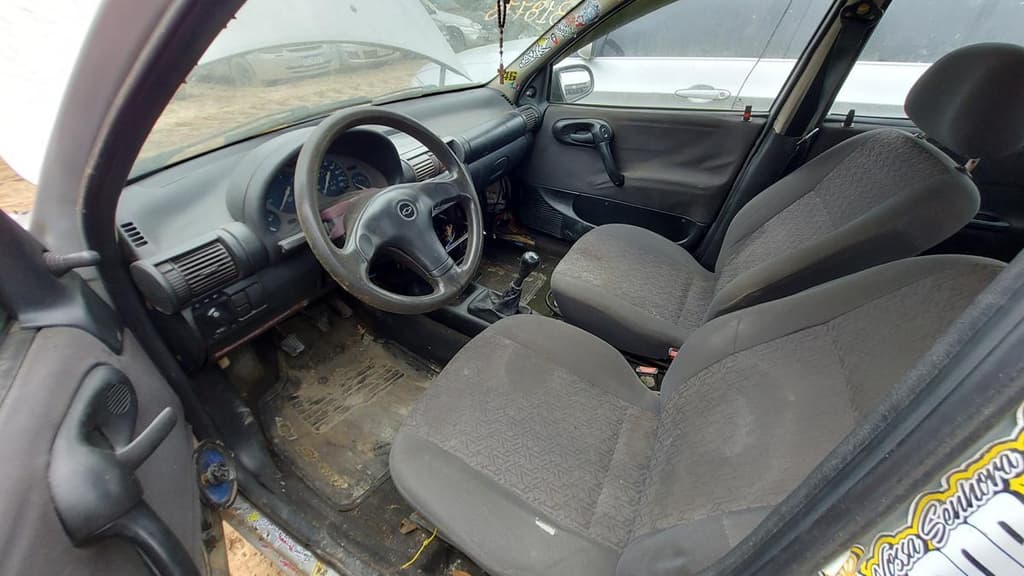 Chevrolet I/gm Corsa Classic 2003 — foto 7