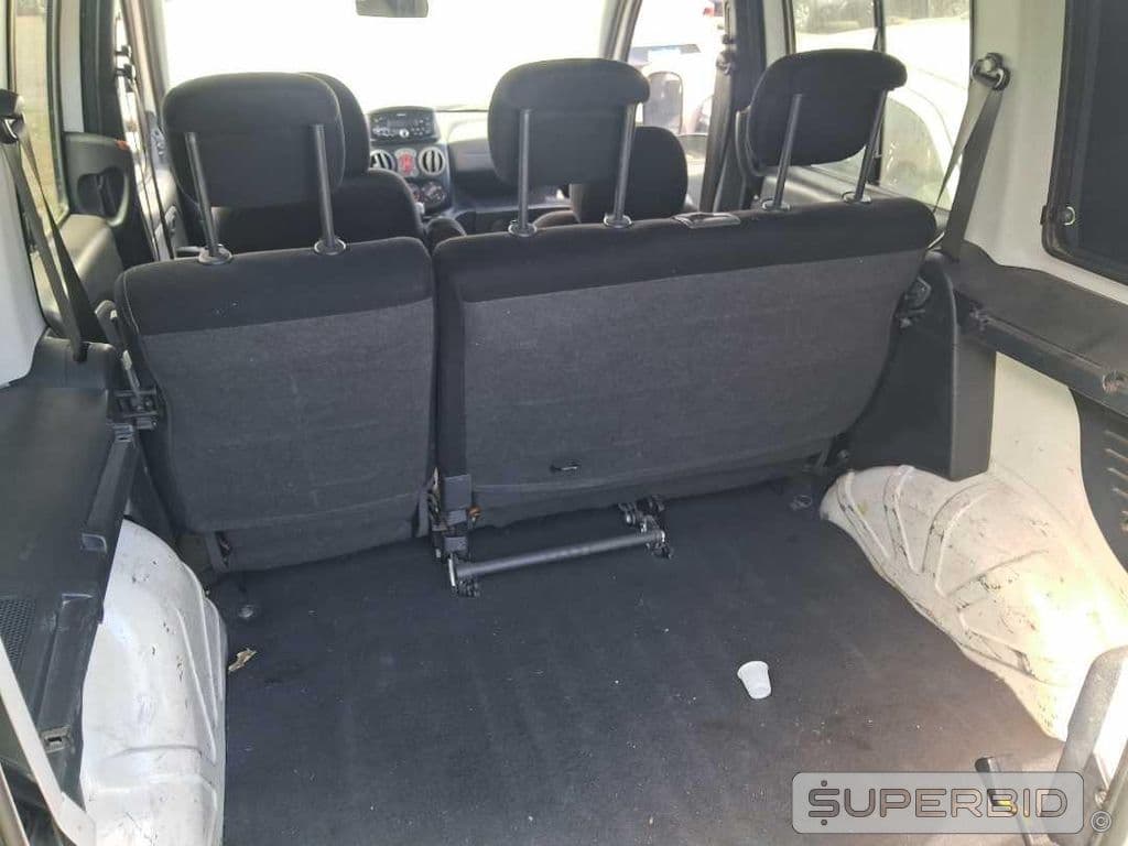 Fiat Doblo Essence 1.8 2016 — foto 4