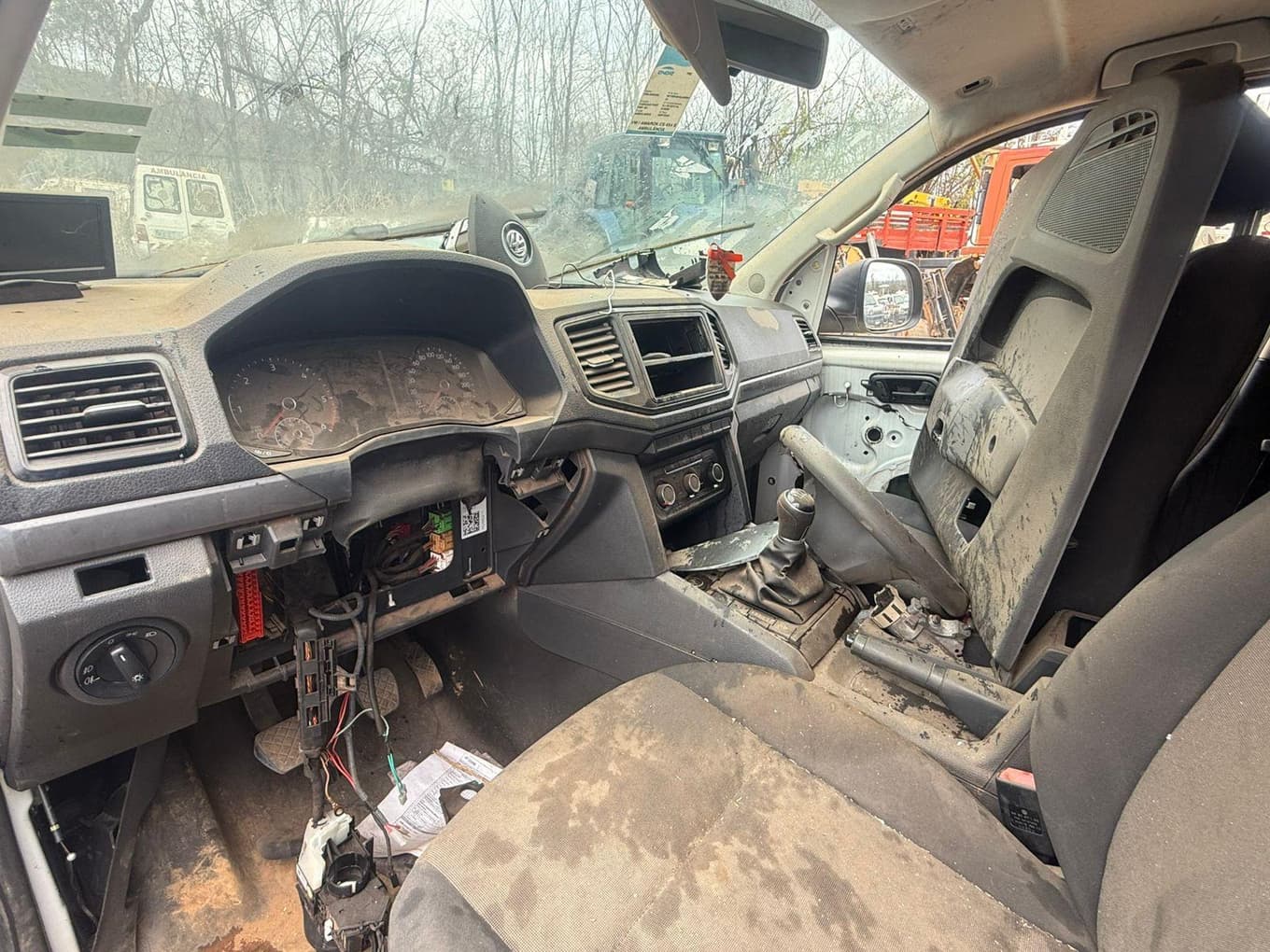Volkswagen Amarok CS 4X4 S (ambulância), 2020 — foto 7