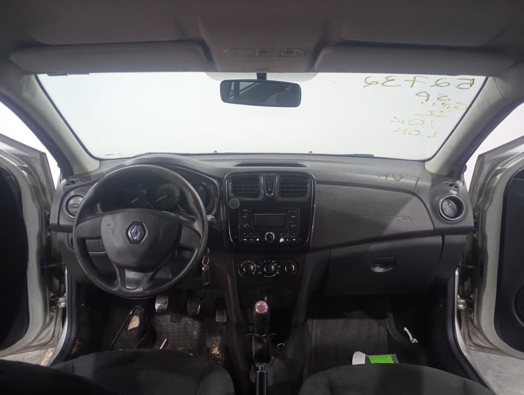 Renault Sandero Expr 16 2015 — foto 5