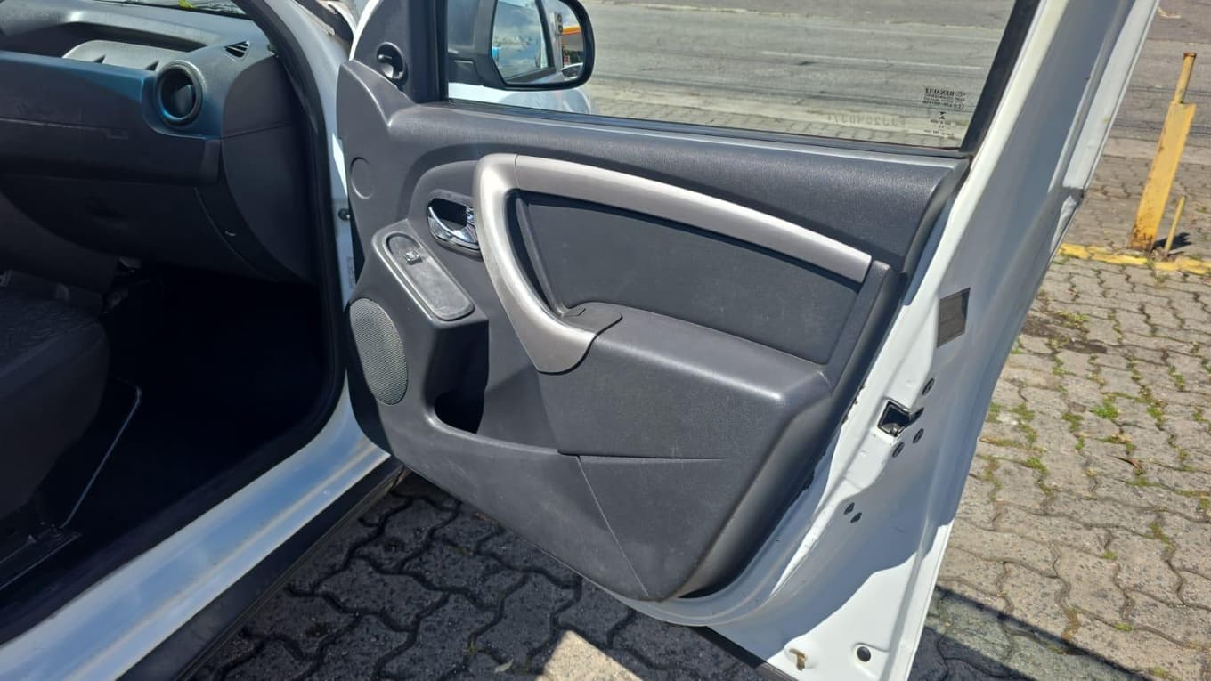 Renault Oroch 16 4X2 2018 — foto 14