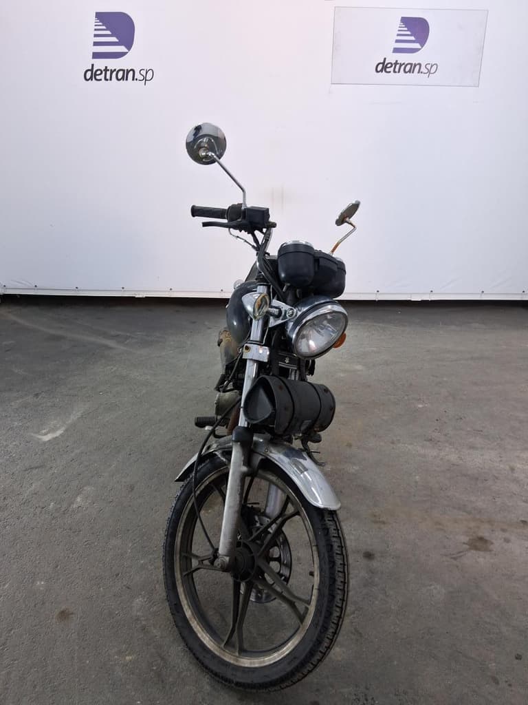 JTA Suzuki Intruder 125c 2015 — foto 2