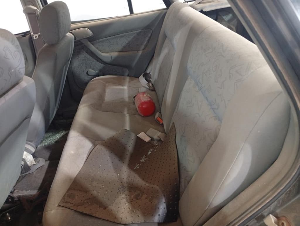 Volkswagen GOL Plus 16V 2001 — foto 5