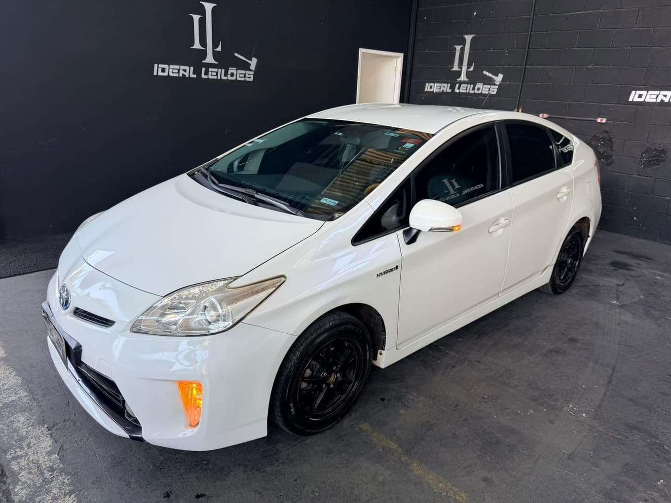 Toyota Prius 2013 — foto 10