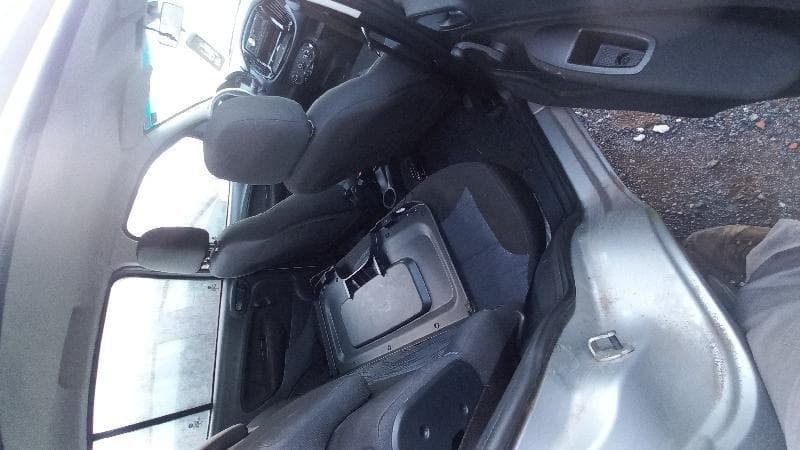 Fiat UNO Attractive 1.0 2015 — foto 14