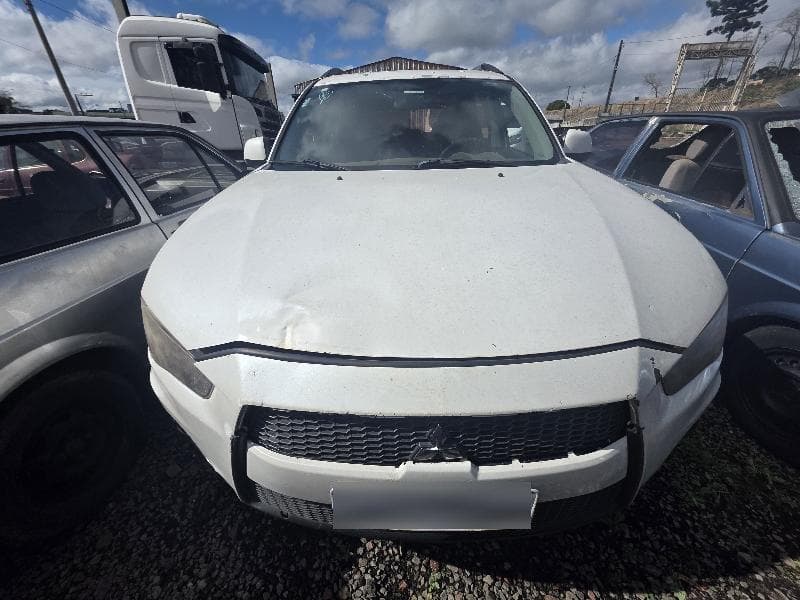 Mitsubishi Outlander 2.0 2011