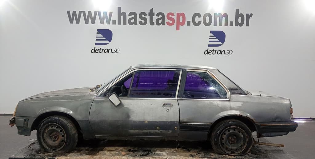 Chevrolet Monza SL 1990 — foto 1