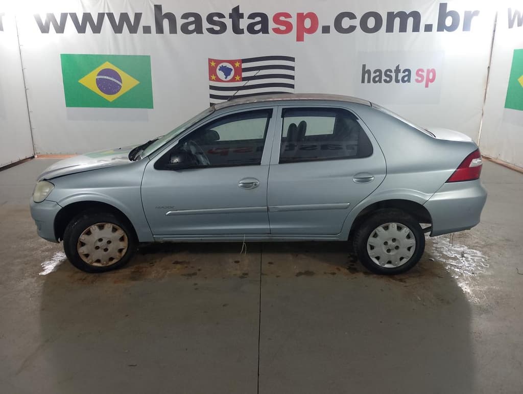 Chevrolet Prisma Maxx 2010, prata