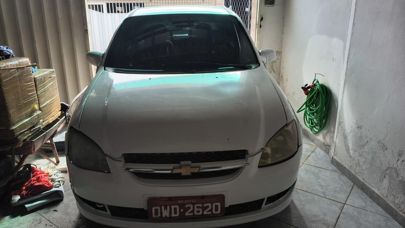 Chevrolet Classic 2013 — foto 2