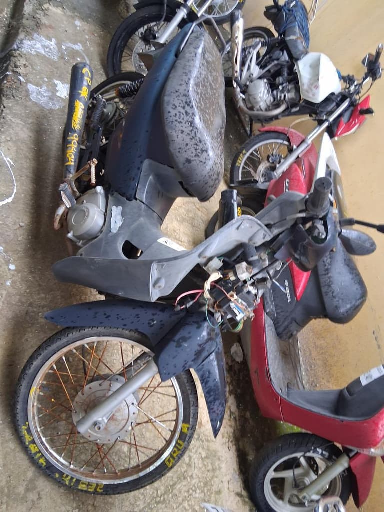 Honda C-100 BIZ 2000