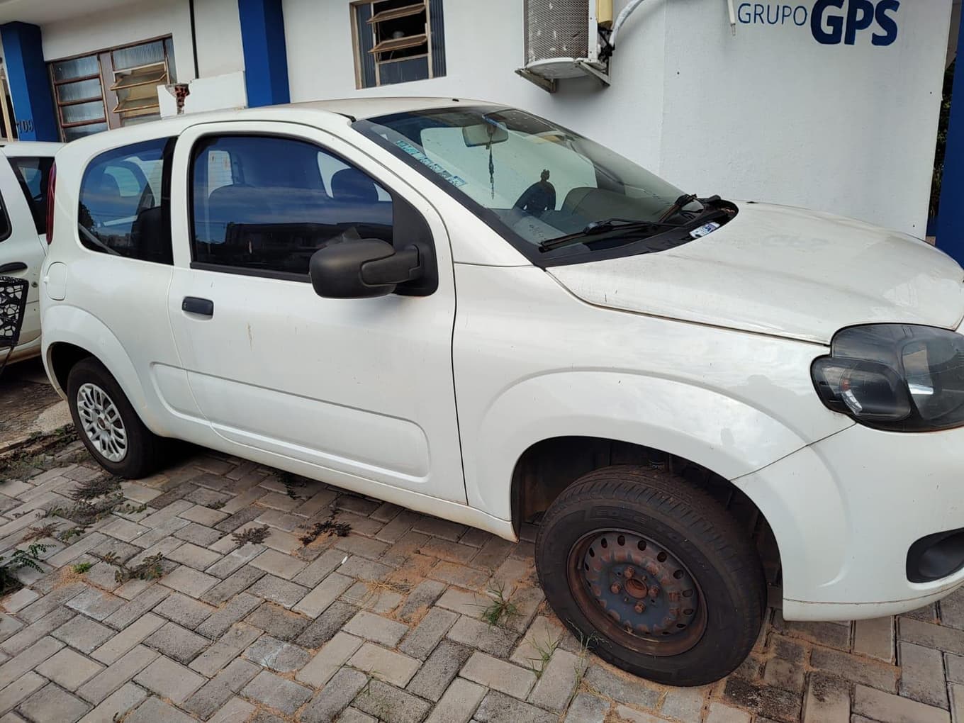 Fiat Uno 2016 — foto 9