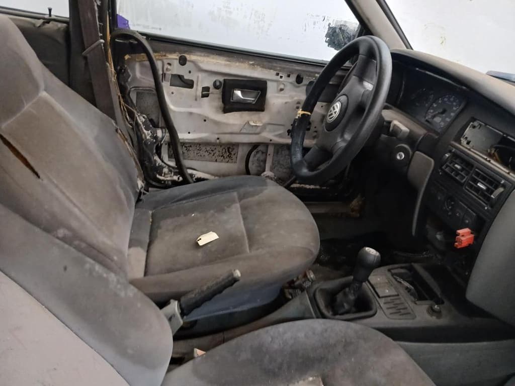 Volkswagen Santana 2002 — foto 3