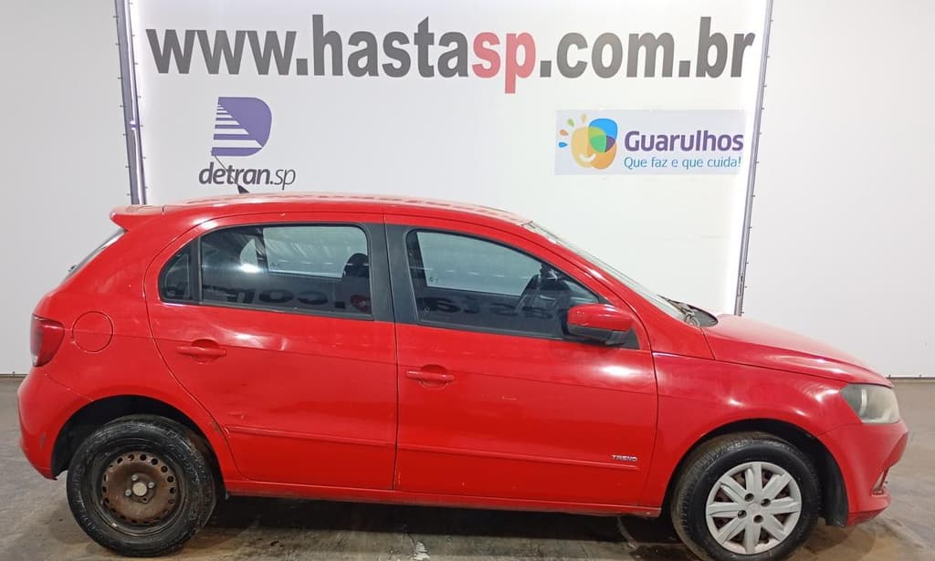 Volkswagen GOL 1.0 2013, vermelha