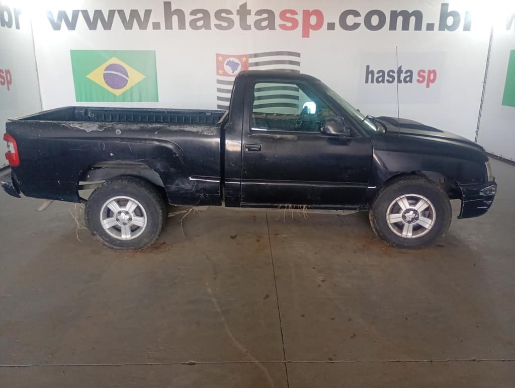 Chevrolet S10 Advantage S 2009 — foto 4