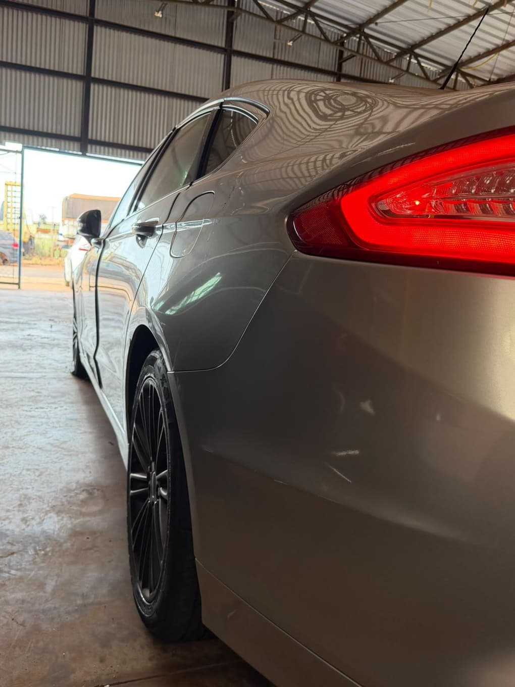Ford Fusion Titanium AWD 2015 — foto 18
