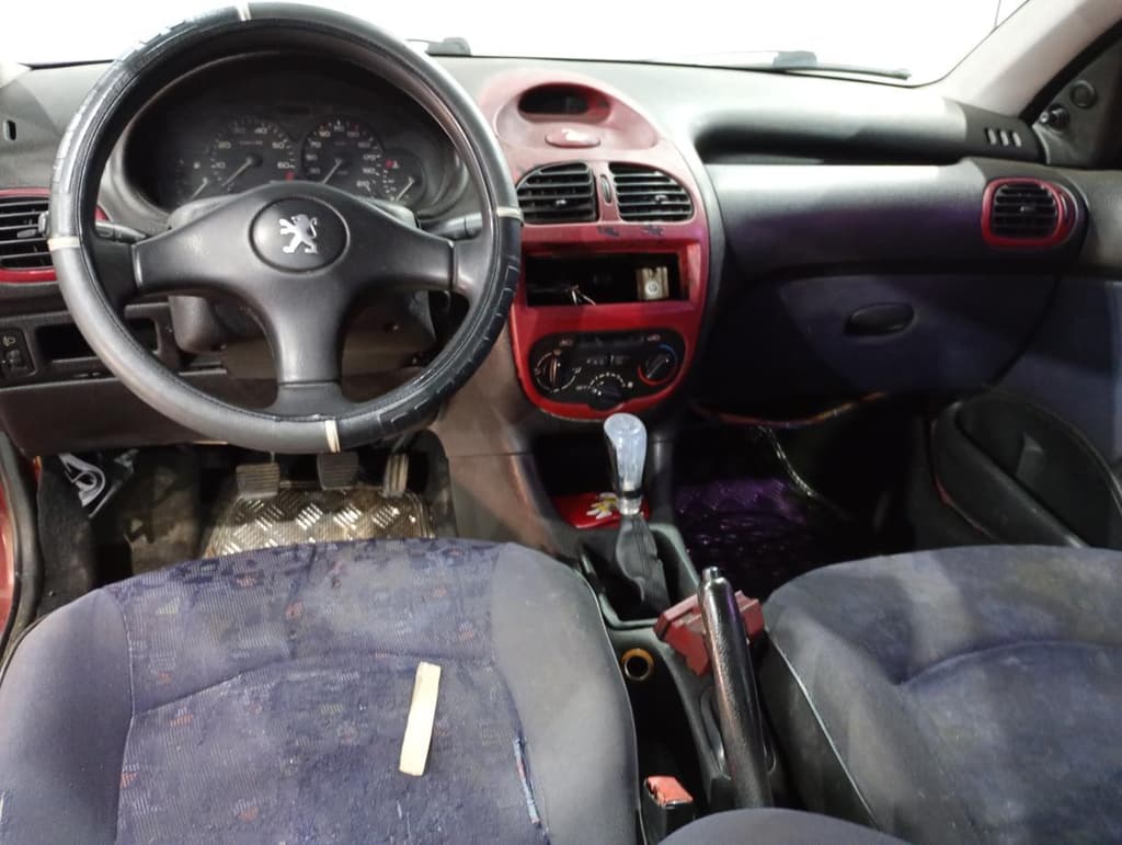 Peugeot 206 Soleil 2000 — foto 5