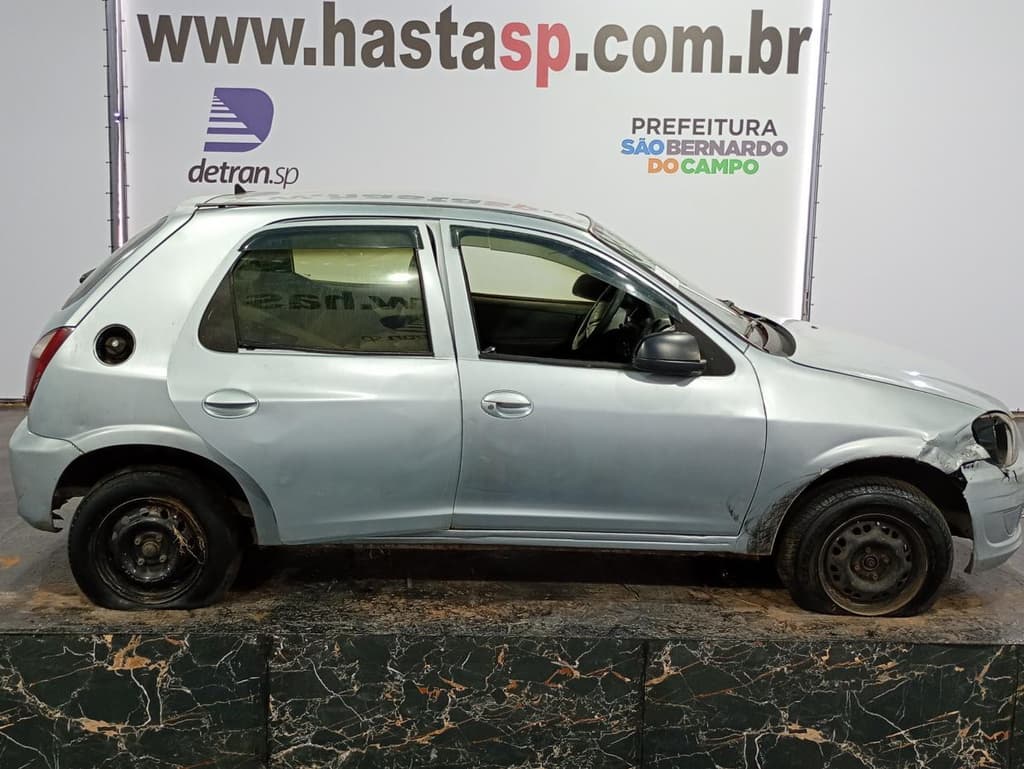 Chevrolet Celta 1.0l LT 2012, prata