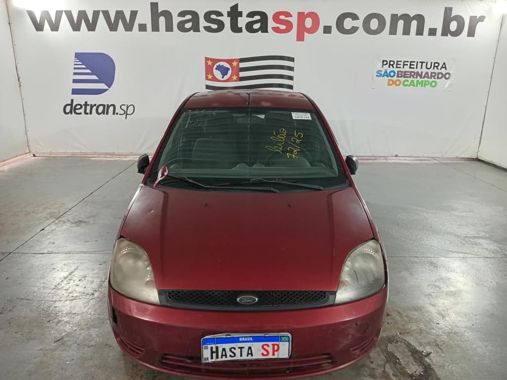 Ford Fiesta 2005 — foto 1